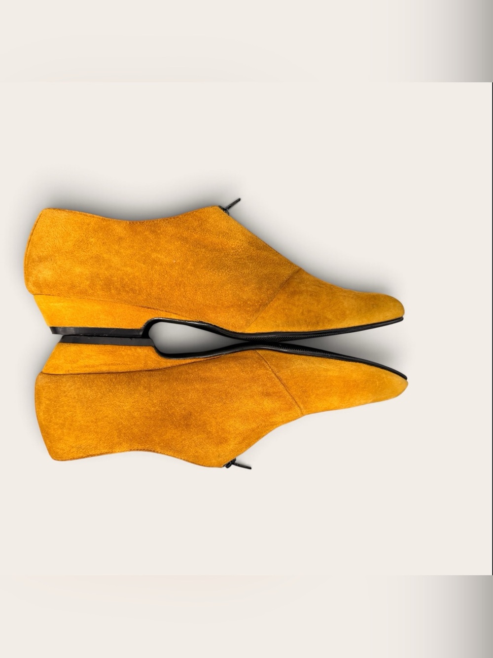 Vtg 90s Esprit Mustard Yellow Suede Zip Slip-On Chic Pointy Loafers